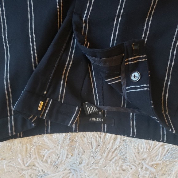 Boot cut slacks - Picture 2 of 3